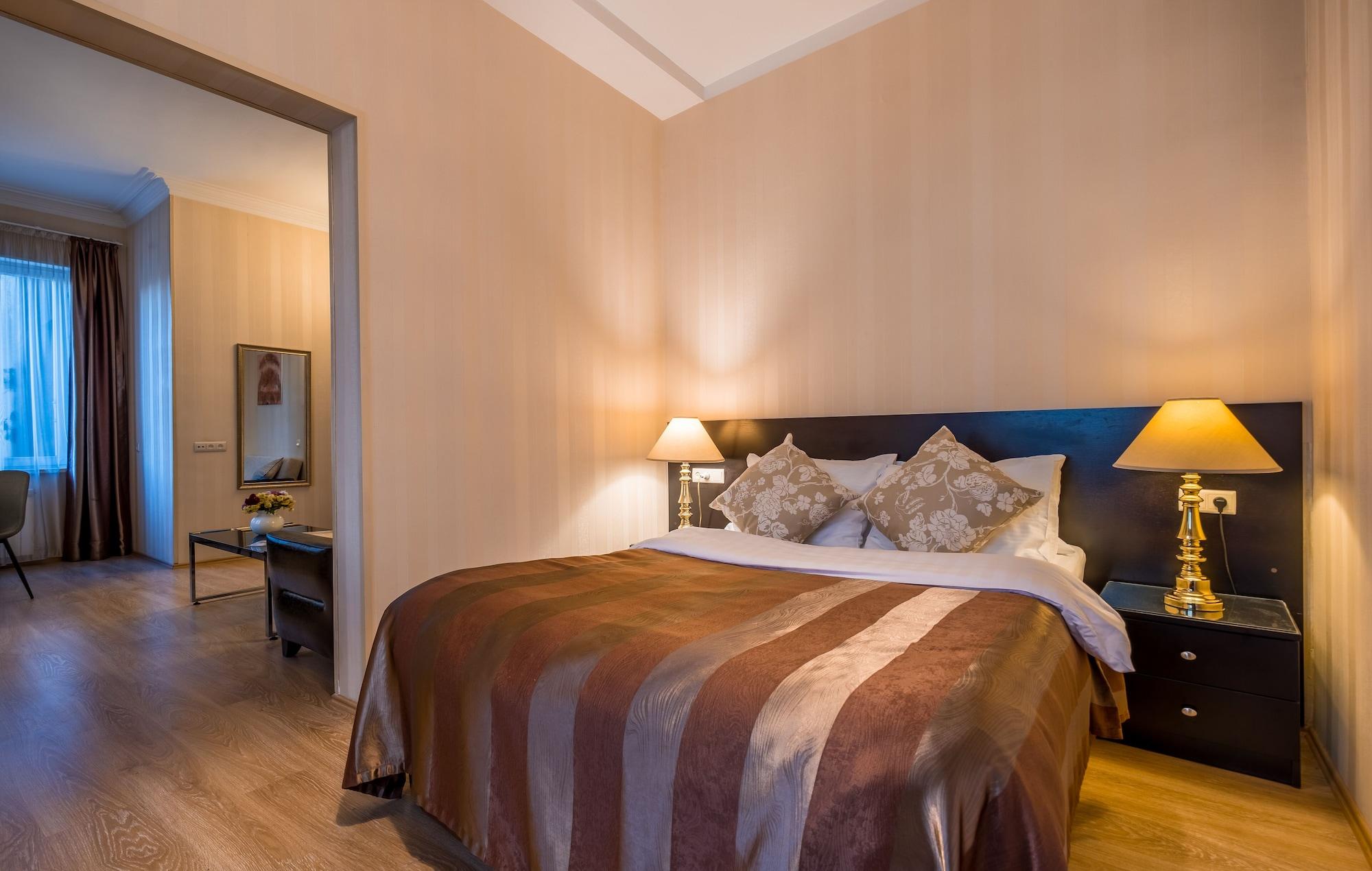 Iliani Hotel Tbilisi Esterno foto