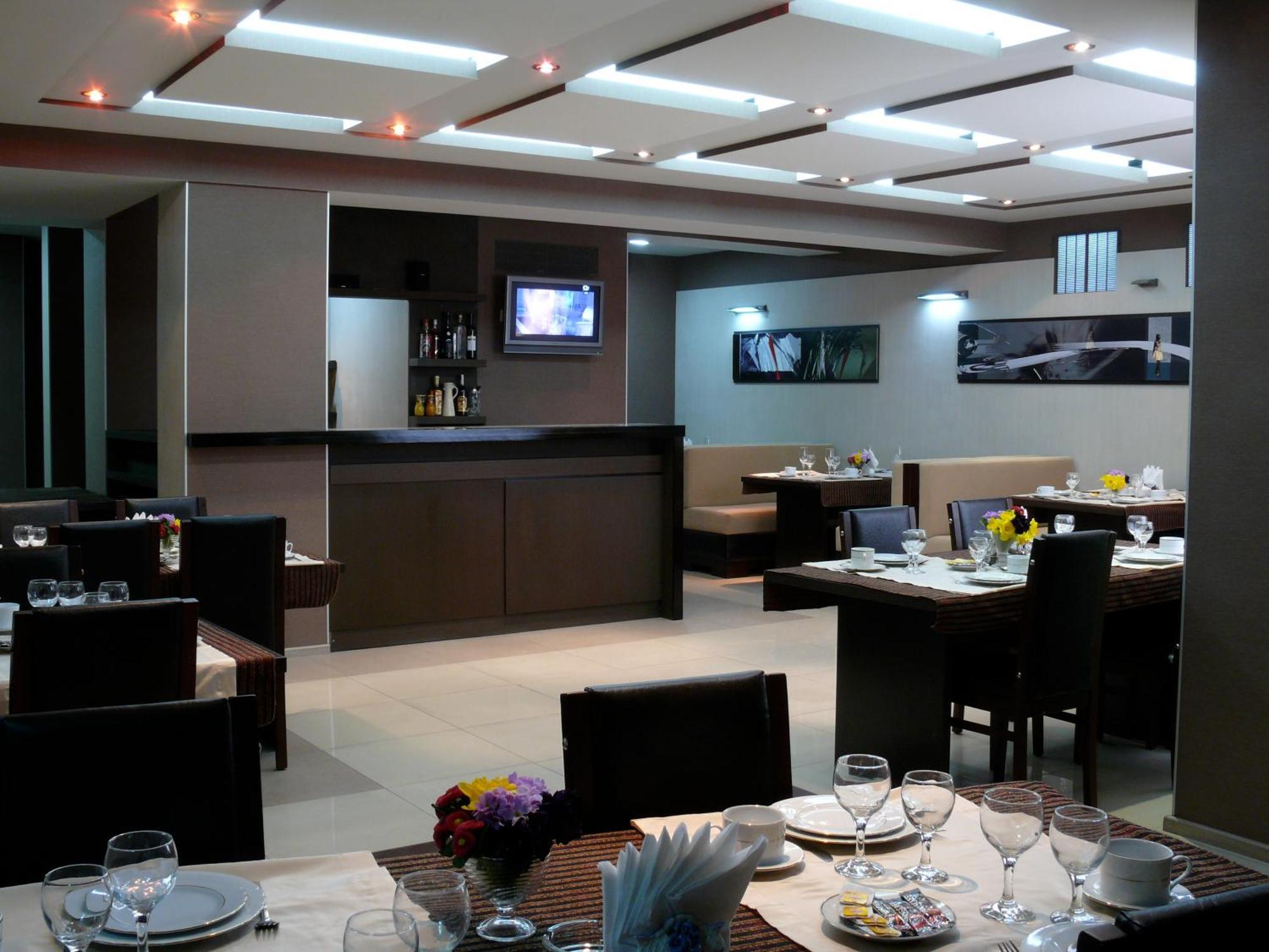 Iliani Hotel Tbilisi Esterno foto